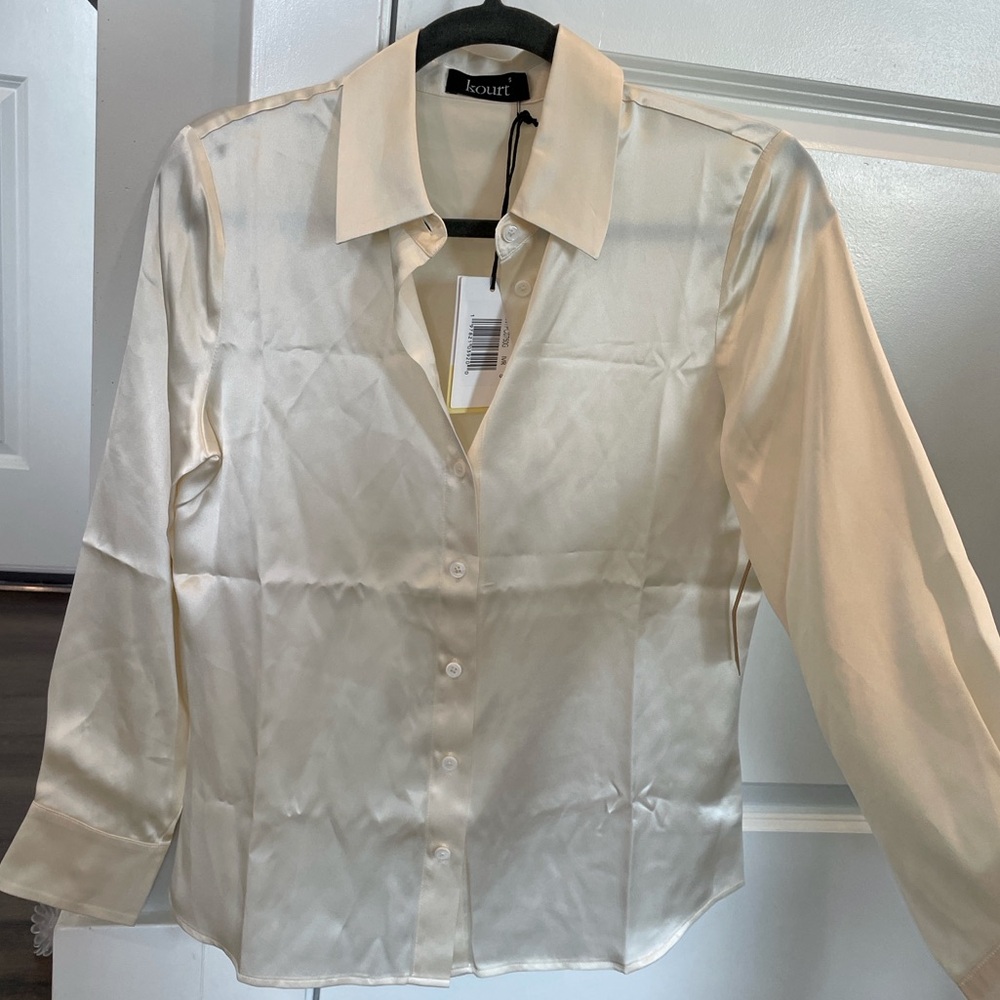 Nwt kourt silk blouse
